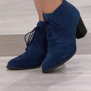 Vionic “Zenda” Orthotic Suede Lace Up Ankle Boots